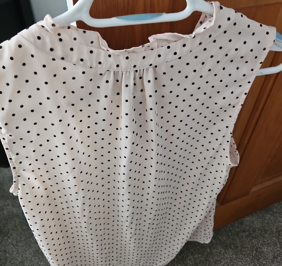 Treasure & Bond Light Pink Polka Dot Sleeveless Top - Picture 3 of 5